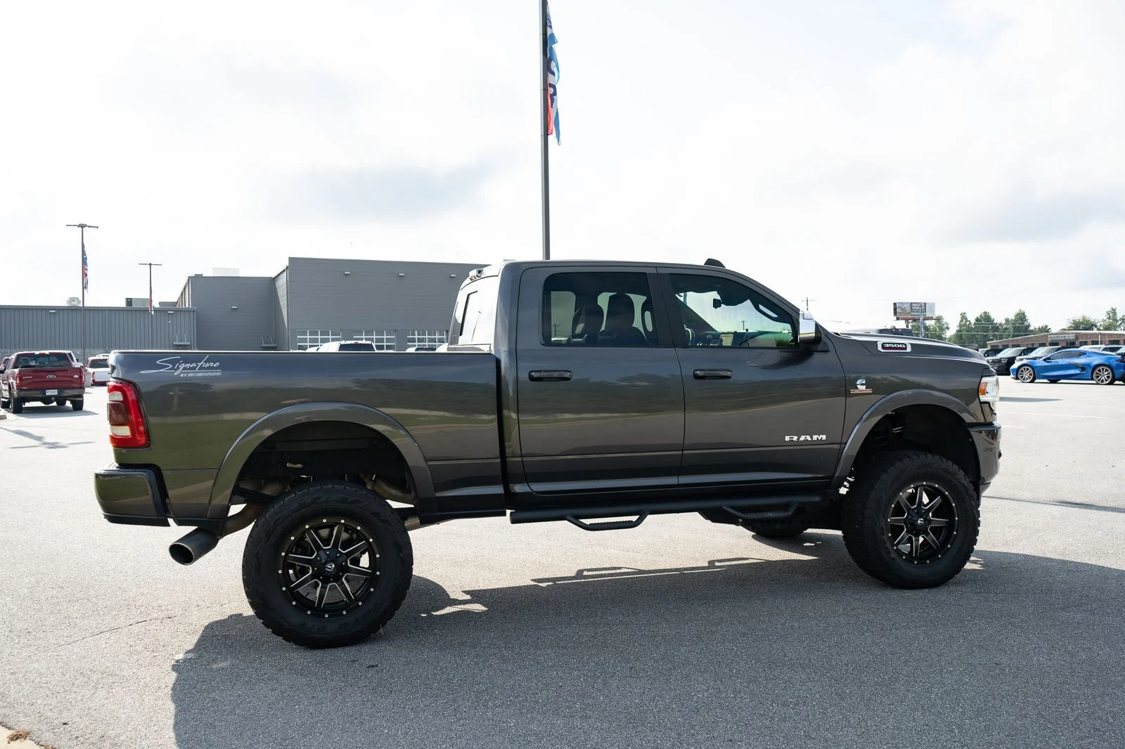 Used 2022 Gray Ram Laramie image 10