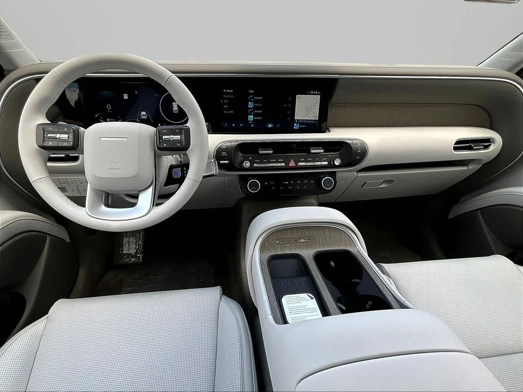 New 2026 Black Hyundai SEL image 5