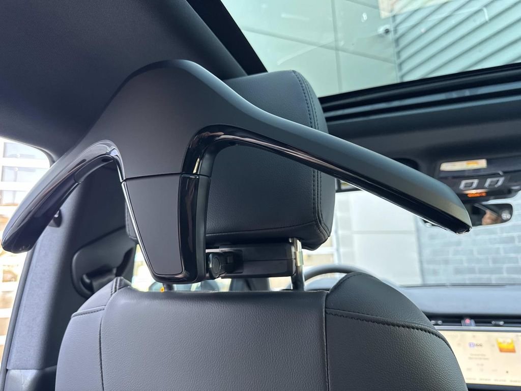 New 2026 Santorini Black Land Rover S image 17