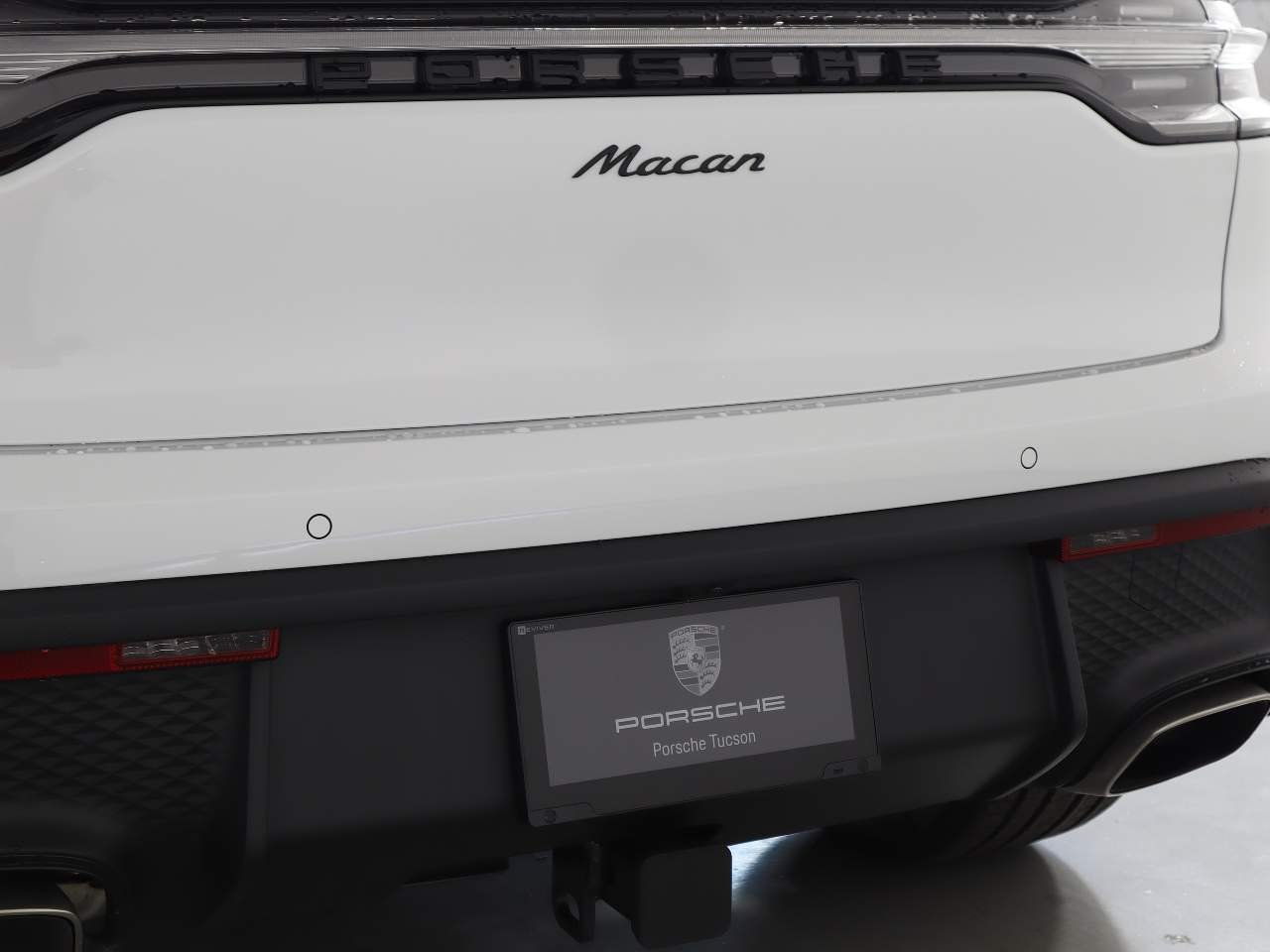 2026 Porsche Macan - Photo 25