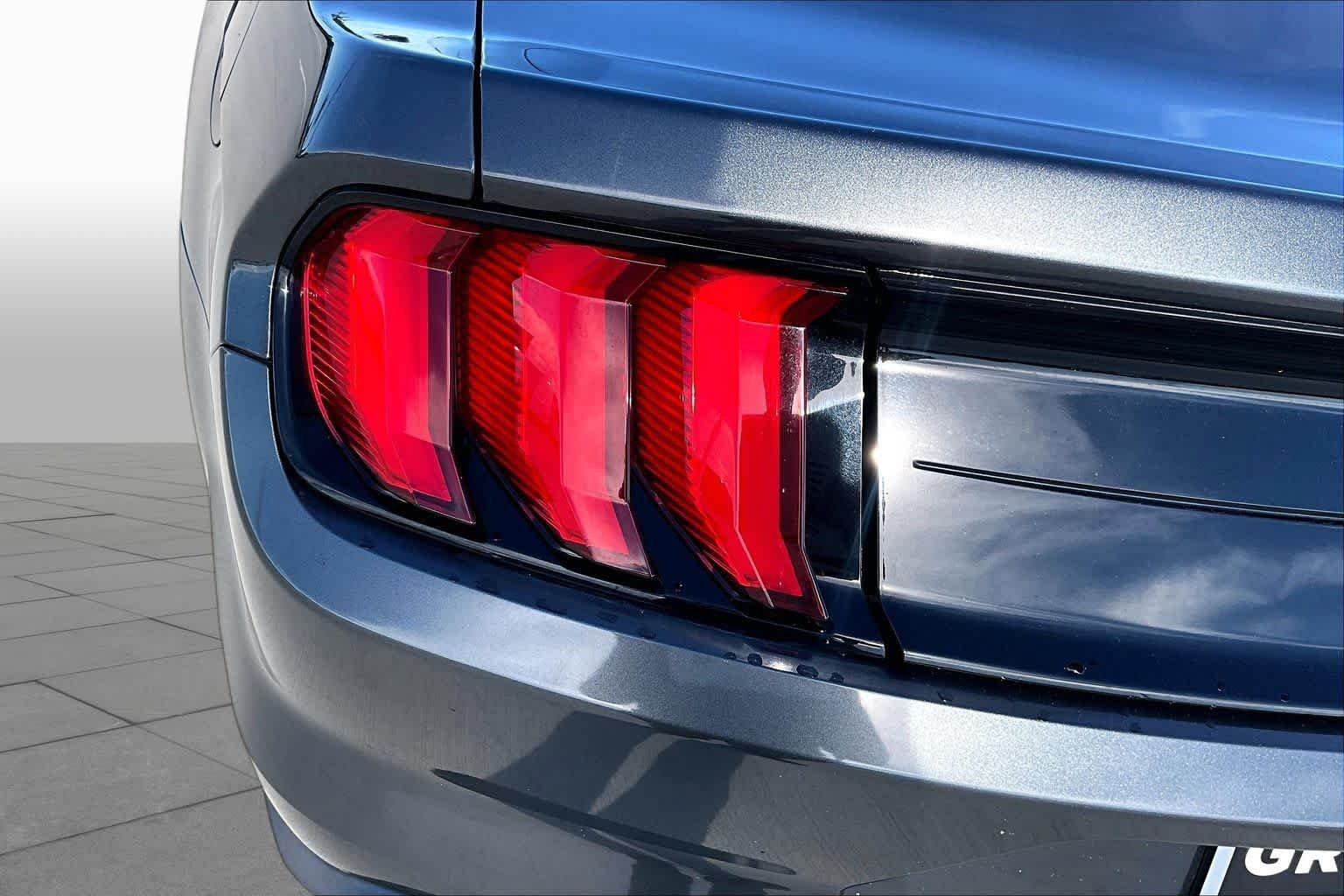 Used 2020 Magnetic Metallic Ford EcoBoost image 25
