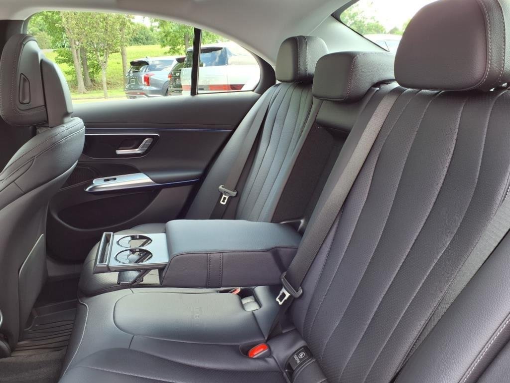 Used 2025 Polar White Mercedes-Benz E 350 image 24