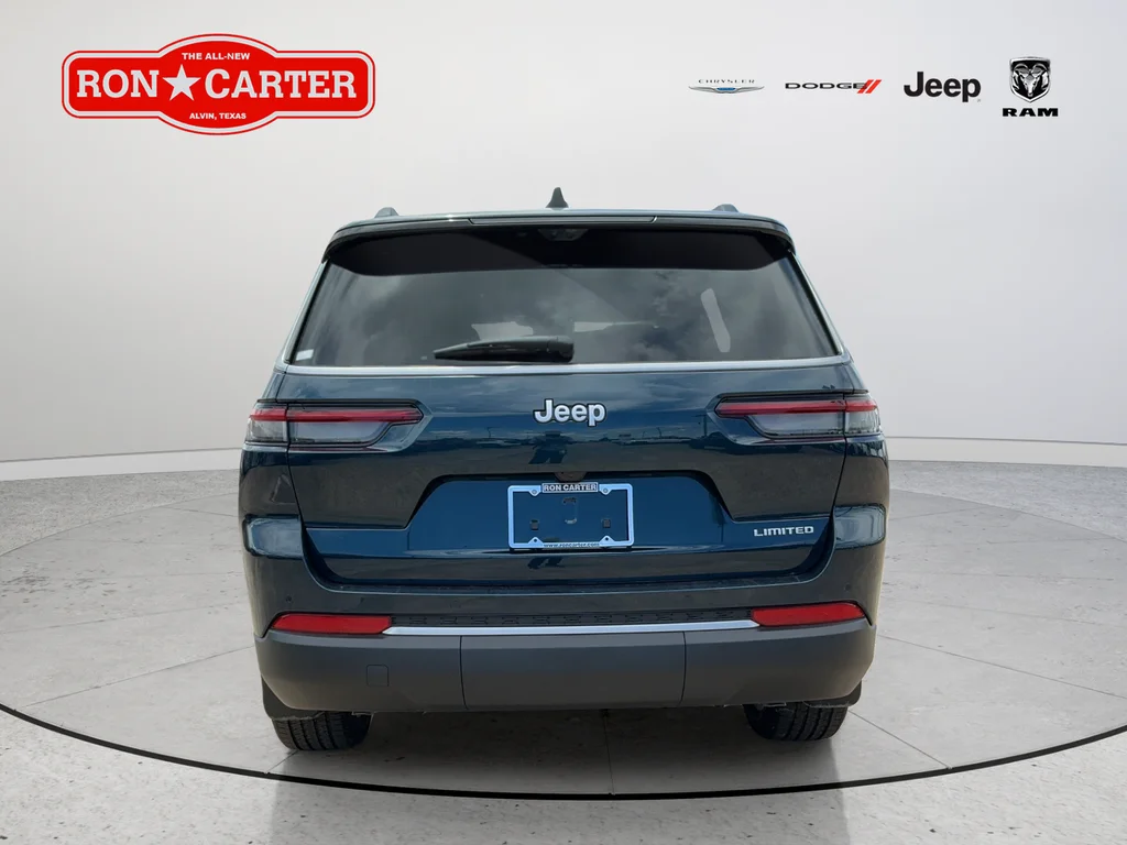 New 2026 Fathom Blue Pearl-Coat Exterior Paint Jeep Limited image 5