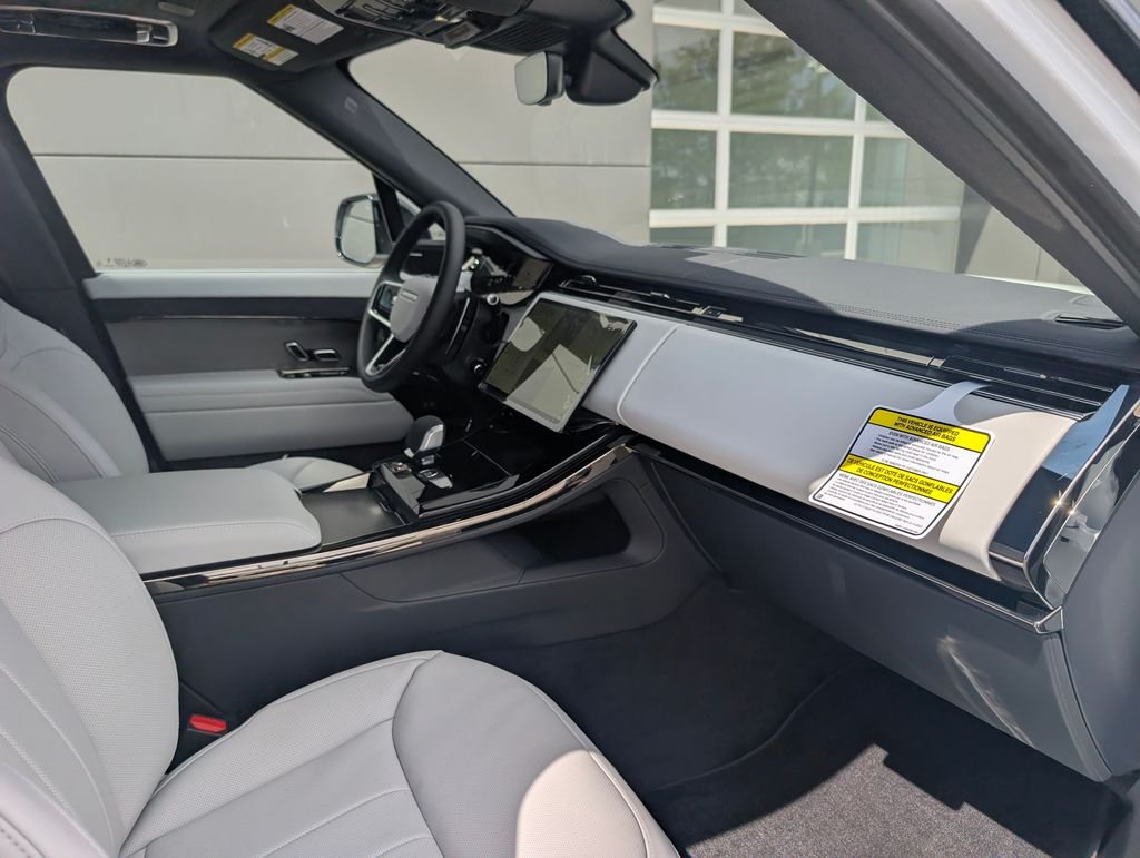 New 2026 Fuji White Land Rover SE image 11