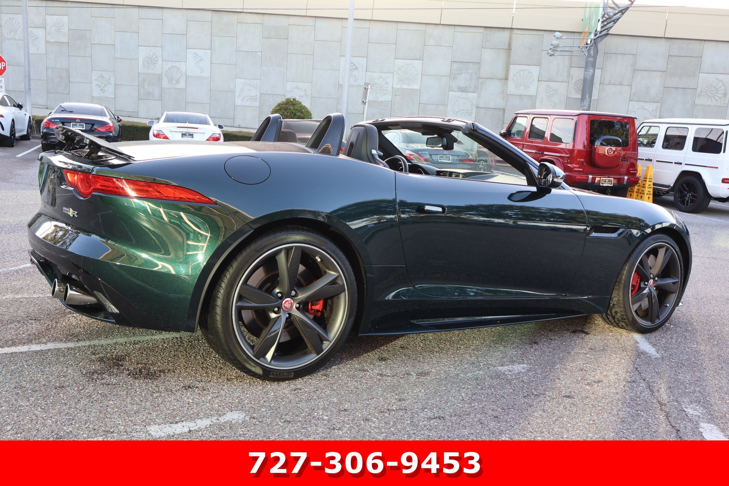 Used 2016 British Racing Green Metallic Jaguar R image 11