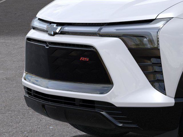 New 2025 Iridescent Pearl Tricoat Chevrolet RS image 13