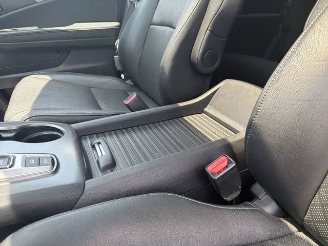 Used 2020  Honda EX-L image 20