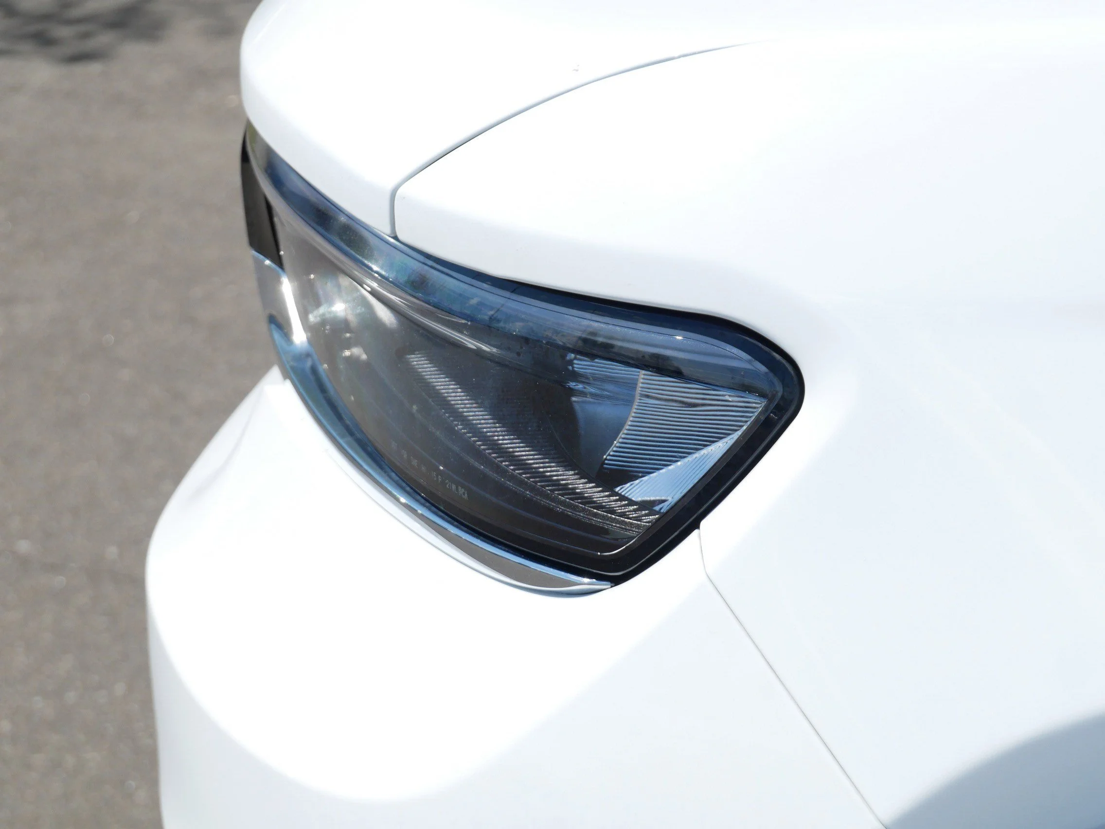 Used 2025 Bright White Clearcoat Jeep Limited image 16