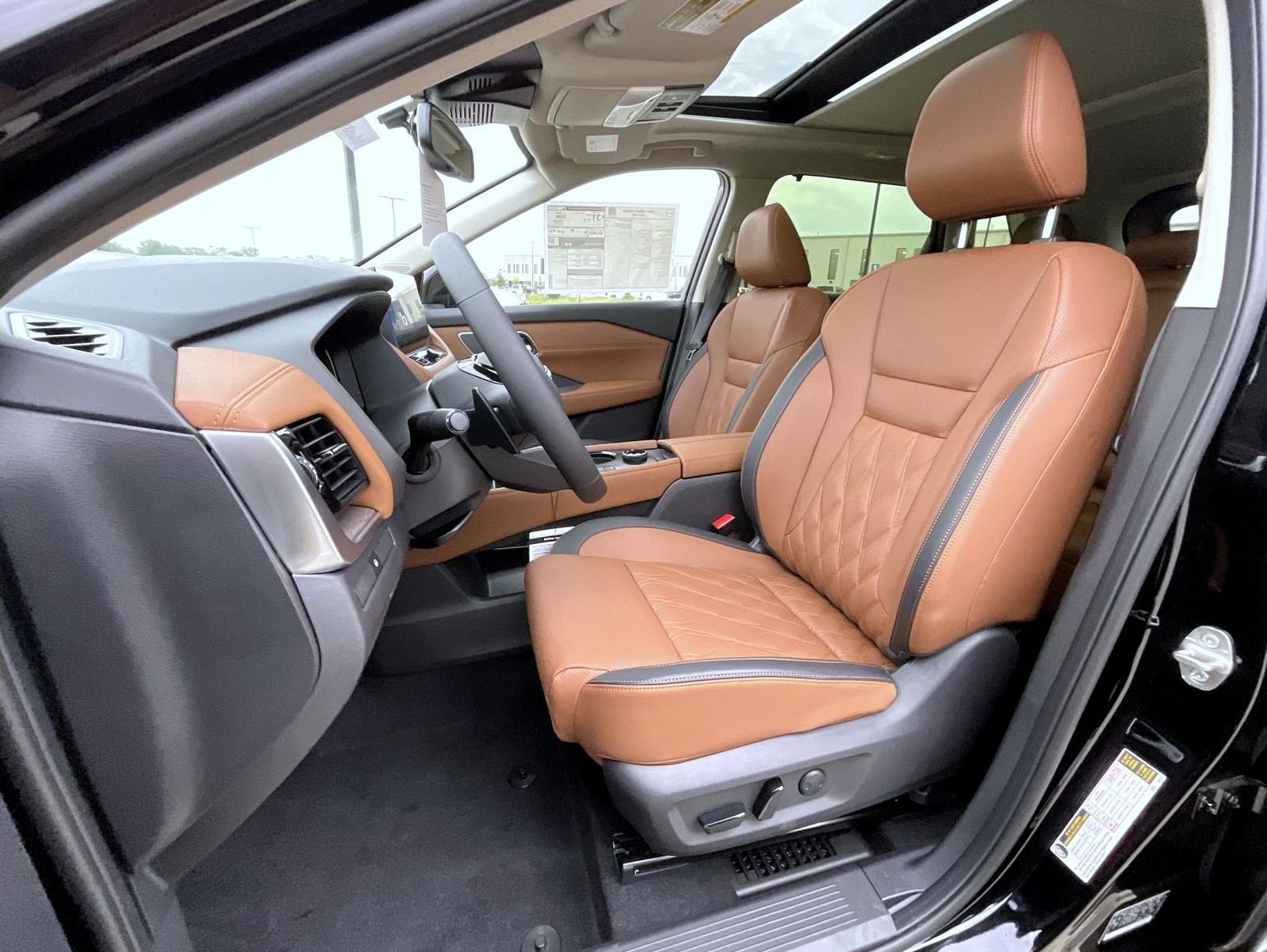 New 2026 Black Nissan Platinum image 11
