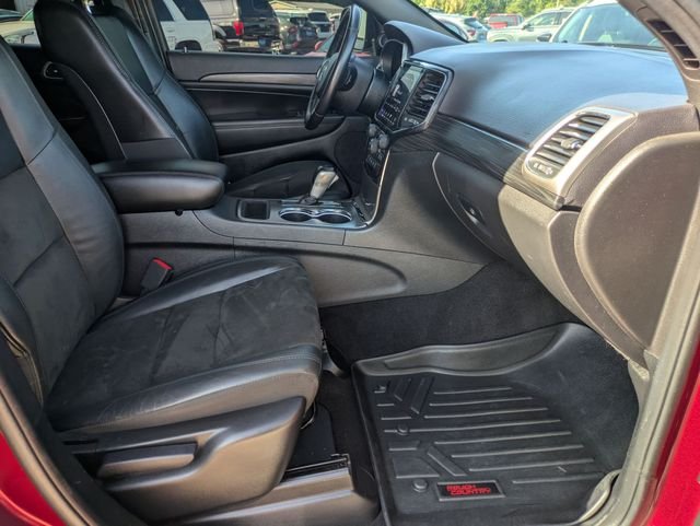 Used 2021 Red Jeep Laredo X image 22