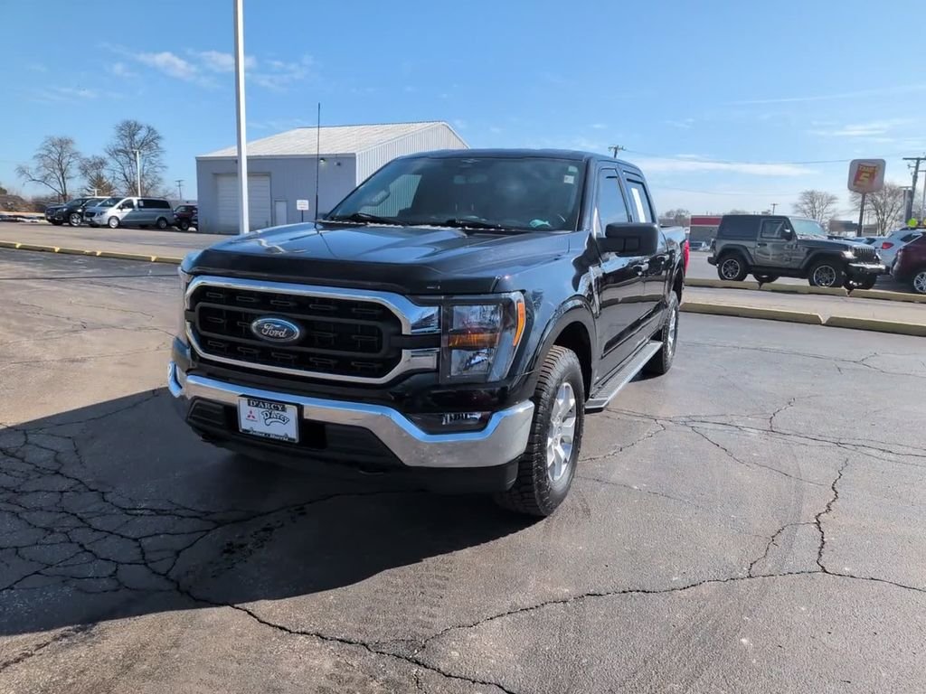 Used 2023 Black Ford XLT image 2