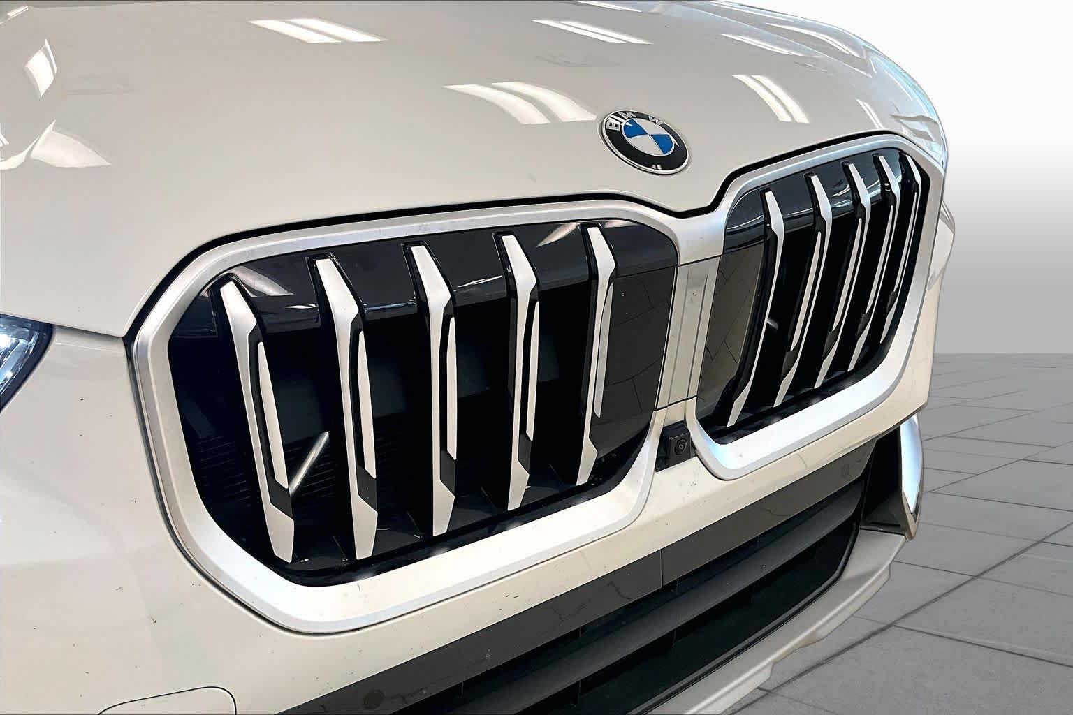 Certified Used 2025 Alpine White BMW xDrive28i image 28
