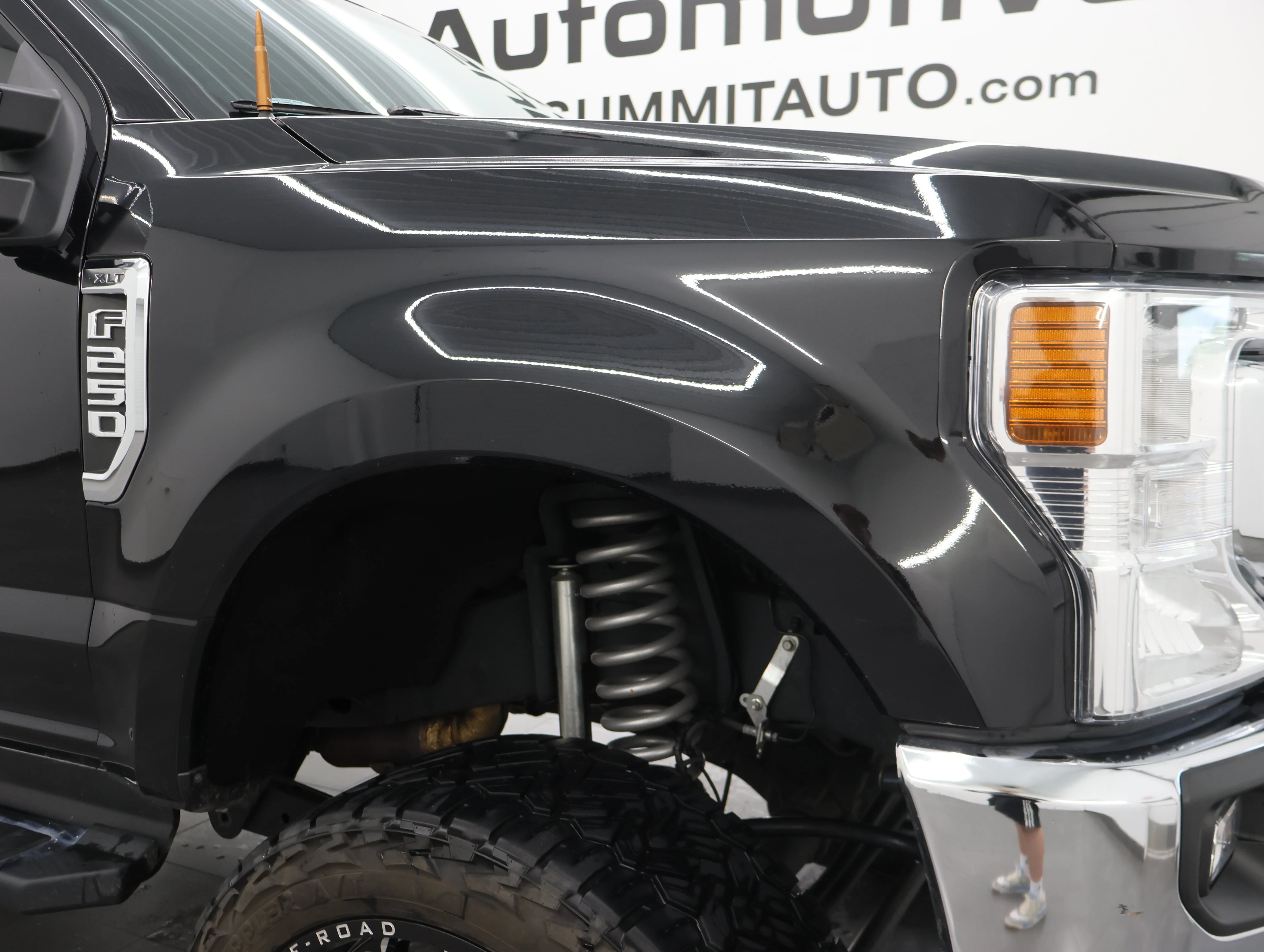 Used 2021 Agate Black Metallic Ford XLT image 23