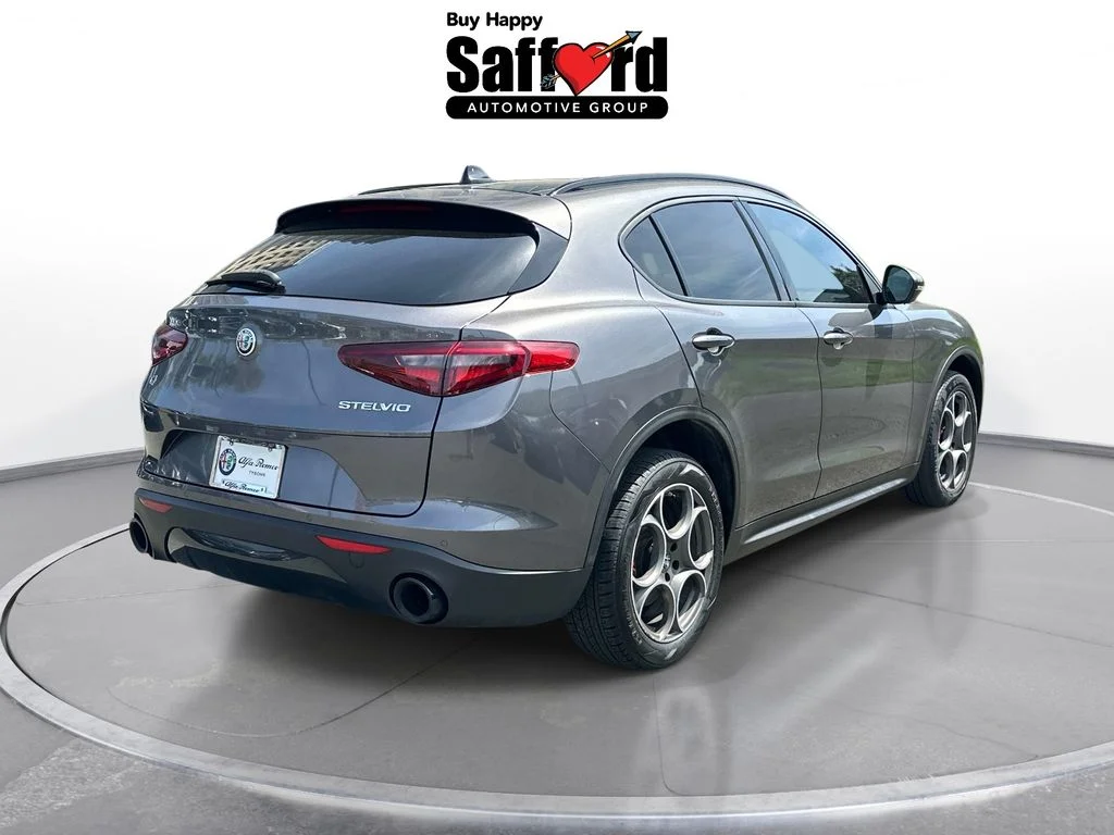 Used 2023 Gray Metallic Alfa Romeo Sprint image 9