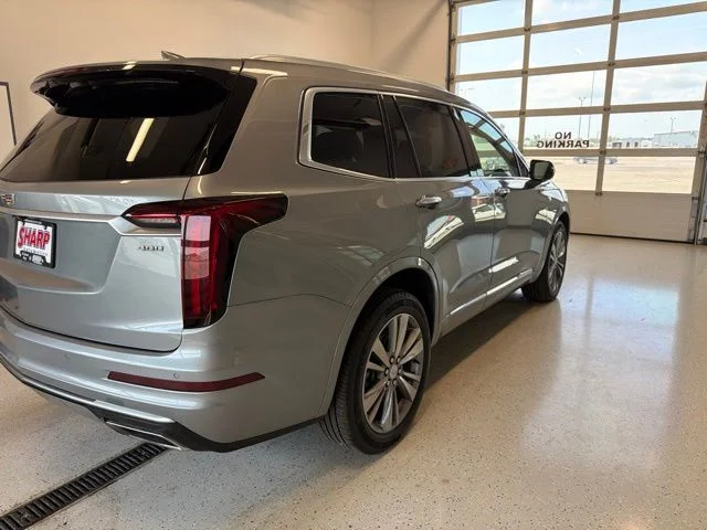 Used 2024 Silver Cadillac Premium Luxury image 9