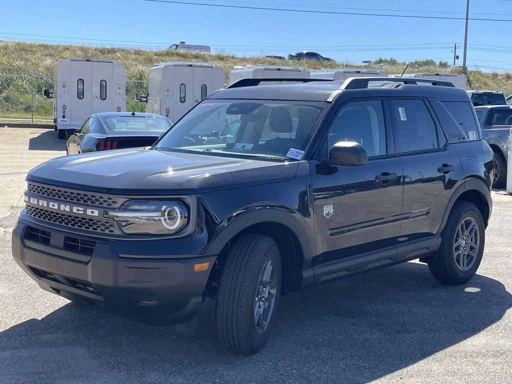 New 2025 Shadow Black Ford Big Bend® image 7