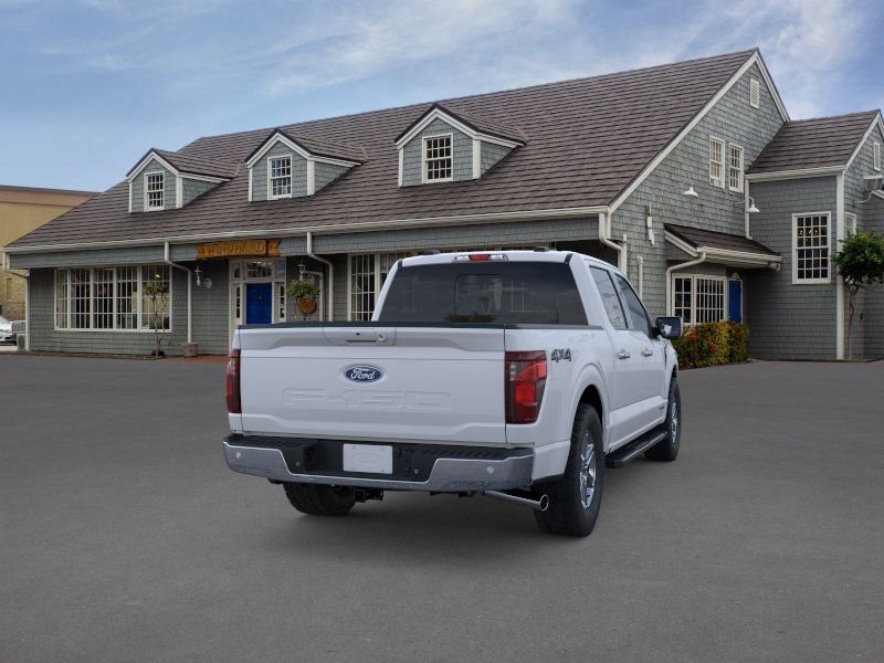 New 2025 Space White Metallic Ford XLT image 8