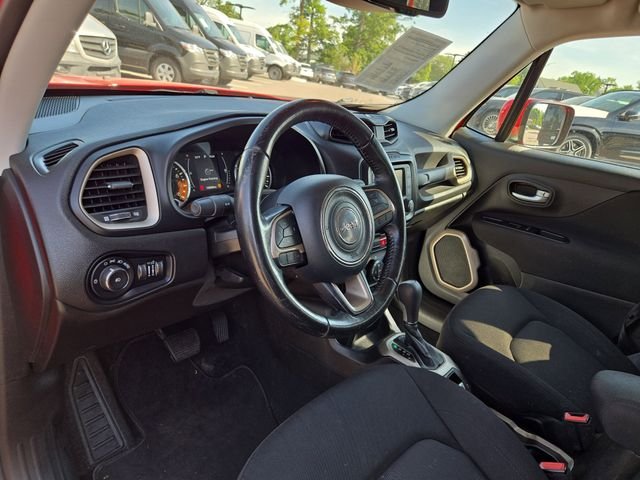 Used 2017 Red Jeep Latitude image 26