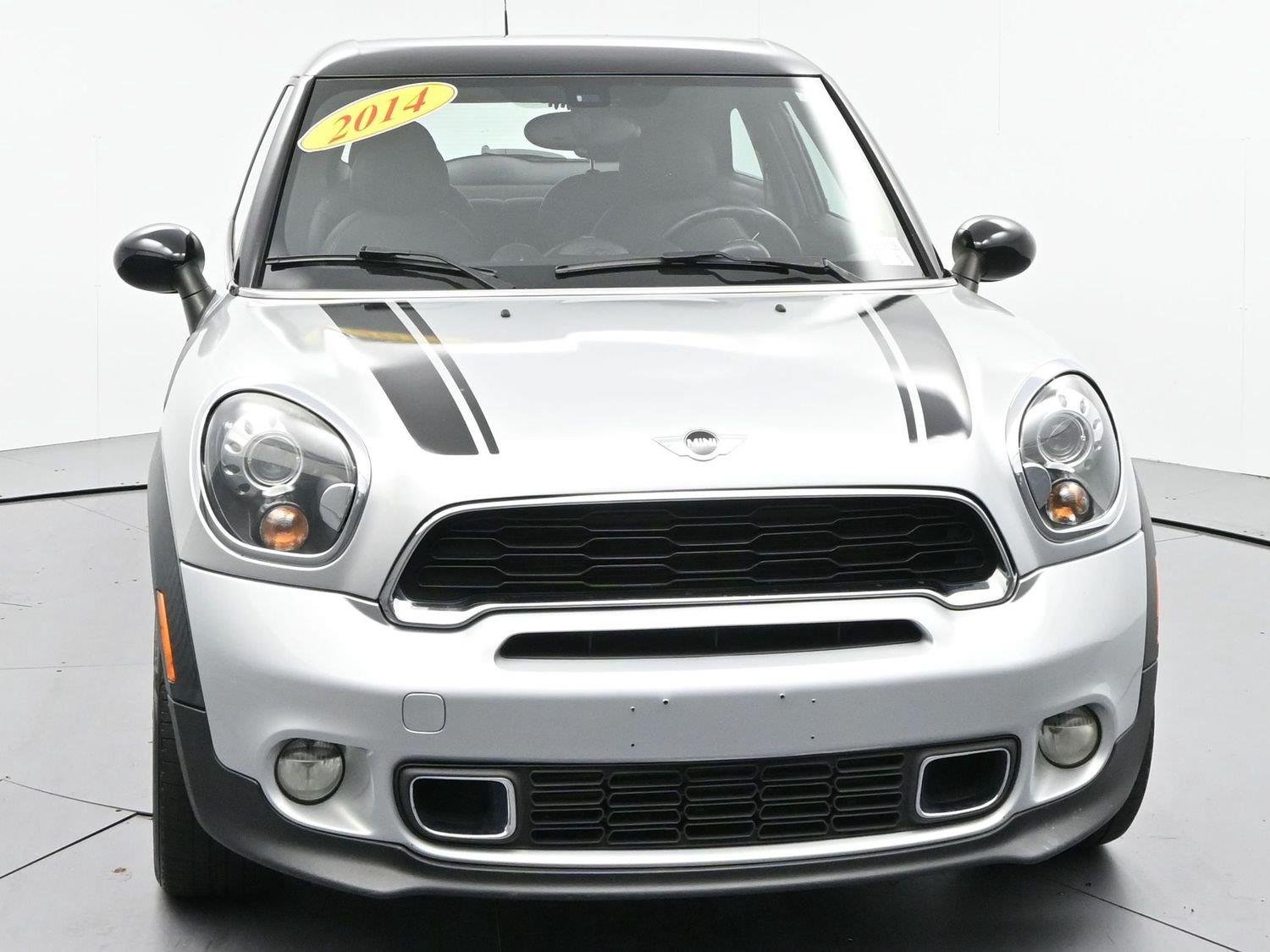Used 2014 Crystal Silver Metallic MINI S image 2