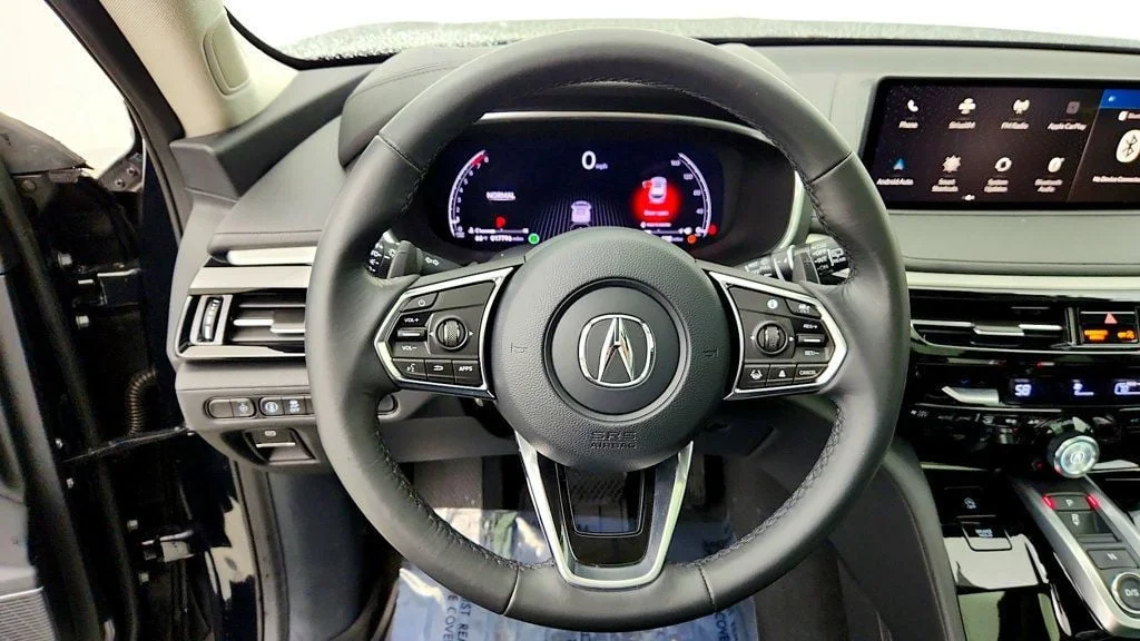 Used 2023 Majestic Black Pearl Acura SH-AWD image 13