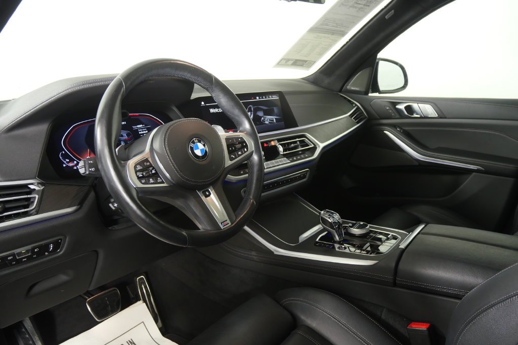 Used 2022 Black Sapphire Metallic BMW M50i image 13