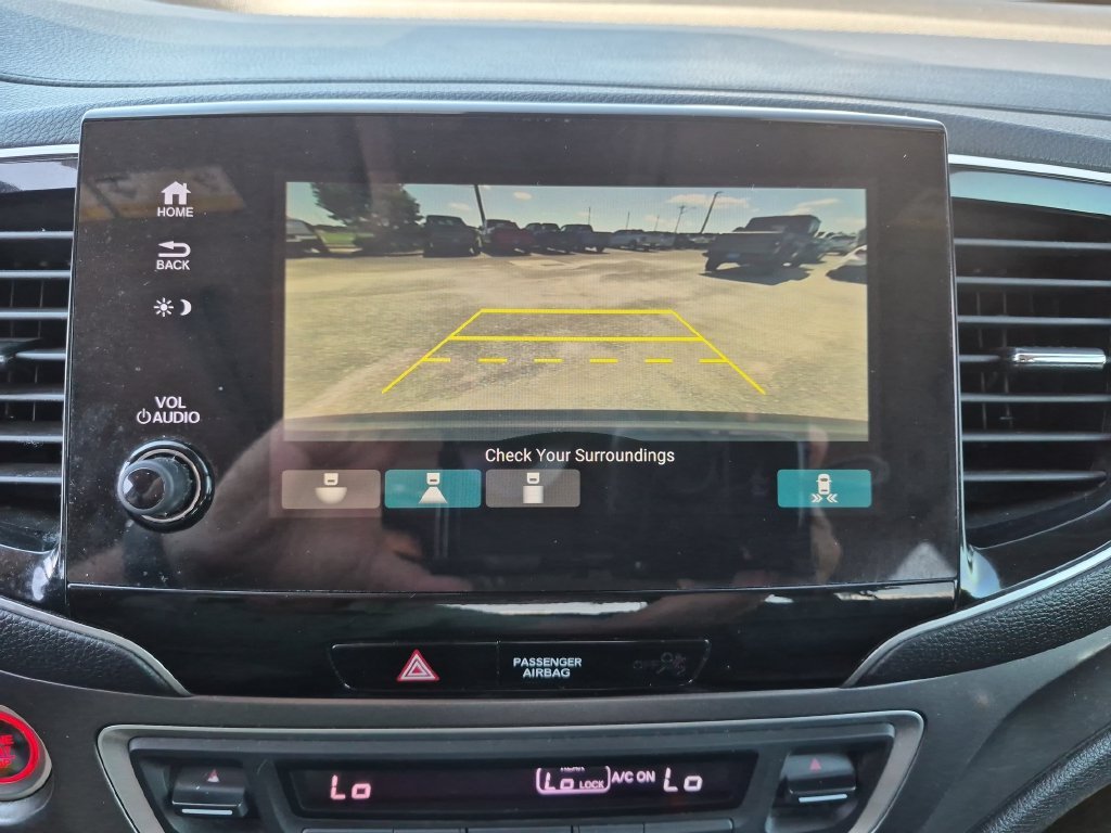 Used 2019 Black Honda EX-L image 19