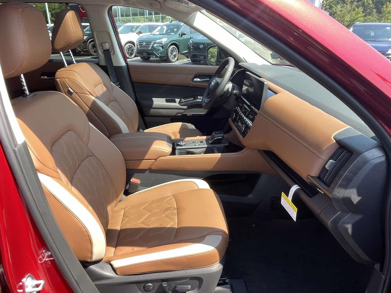 New 2026 Scarlet Ember Tintcoat Nissan Platinum image 23