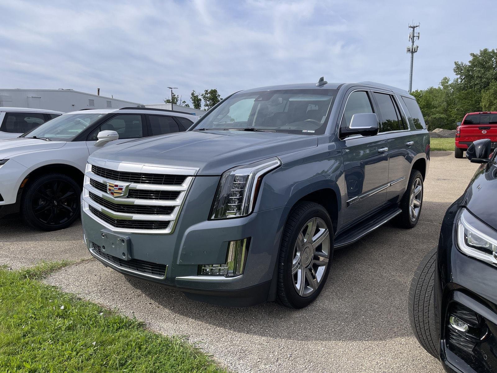 2016 Cadillac Escalade AWD Luxury's photo