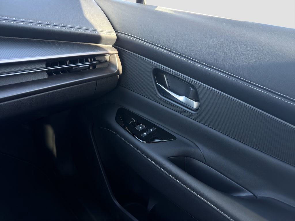 2025 Nissan Murano SV - Photo 17