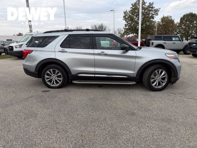 Used 2023 Silver Metallic Ford XLT image 16