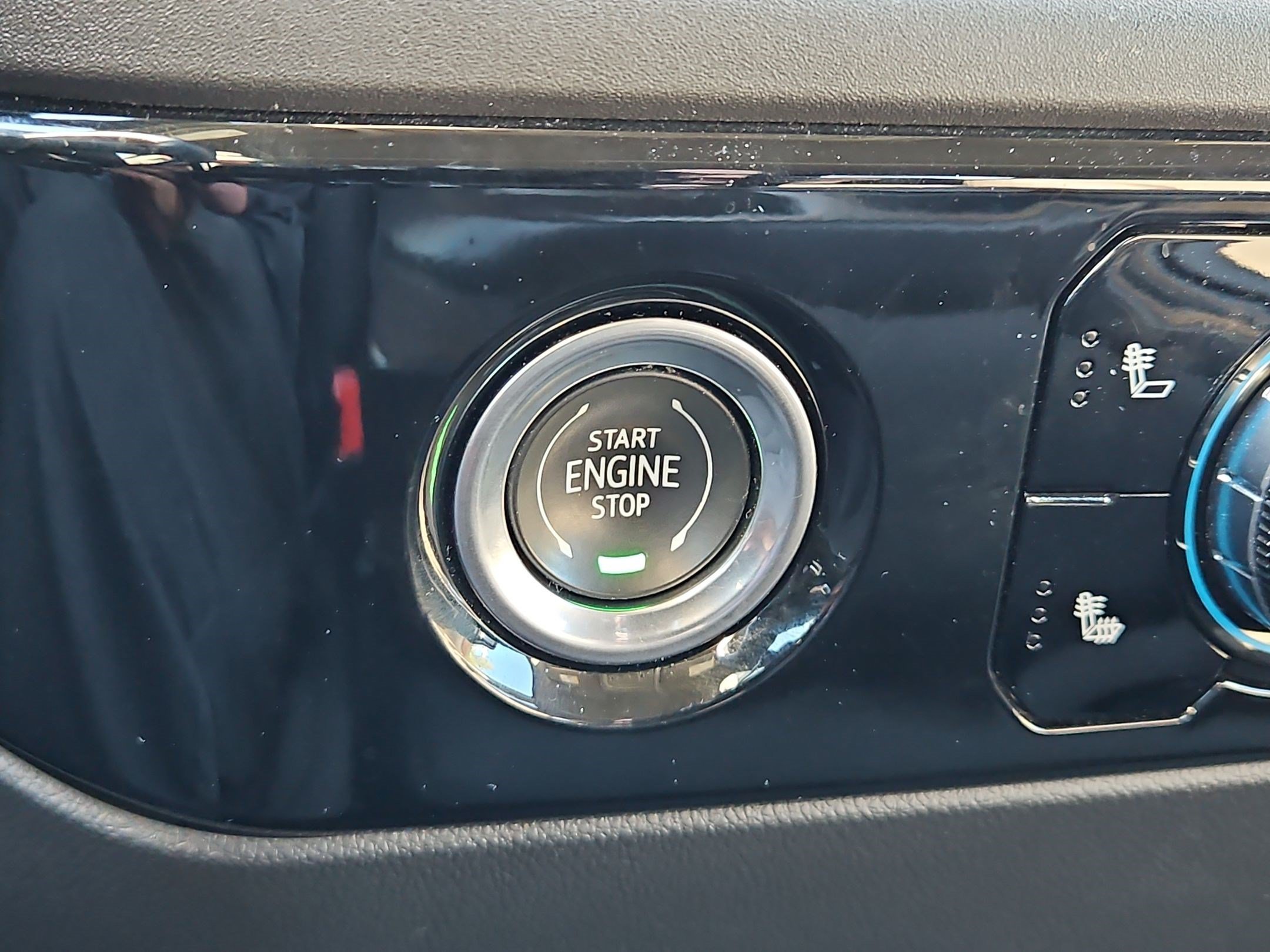 2024 GMC Sierra 1500 Elevation - Photo 17