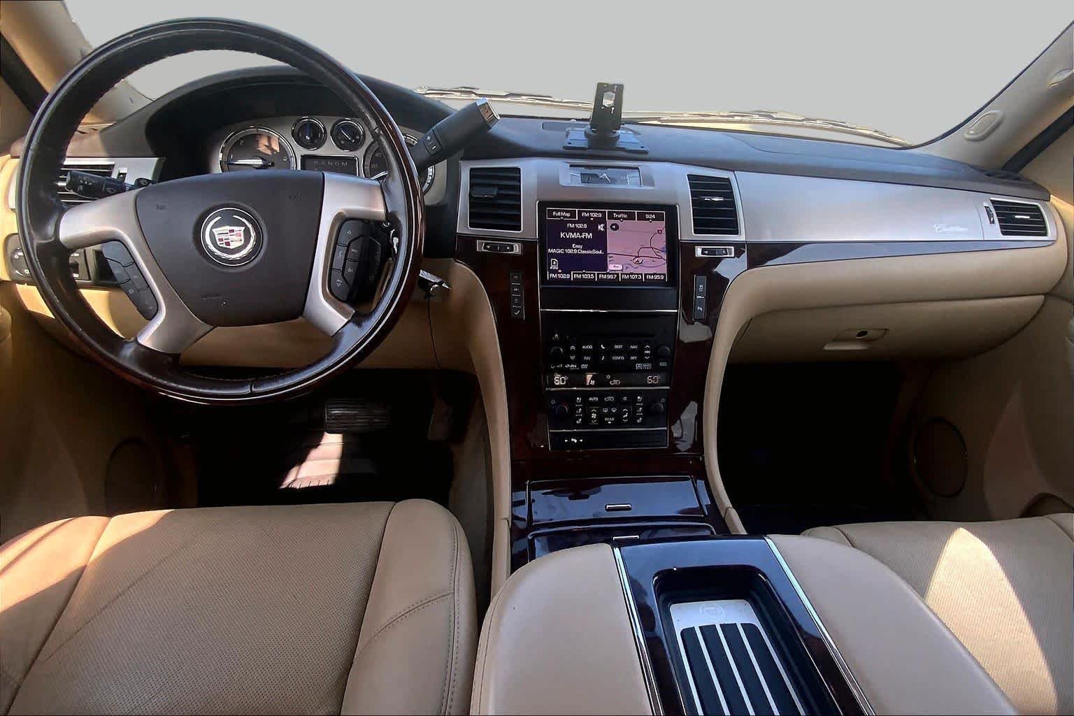 Used 2014 Mocha Steel Metallic Cadillac Luxury image 13