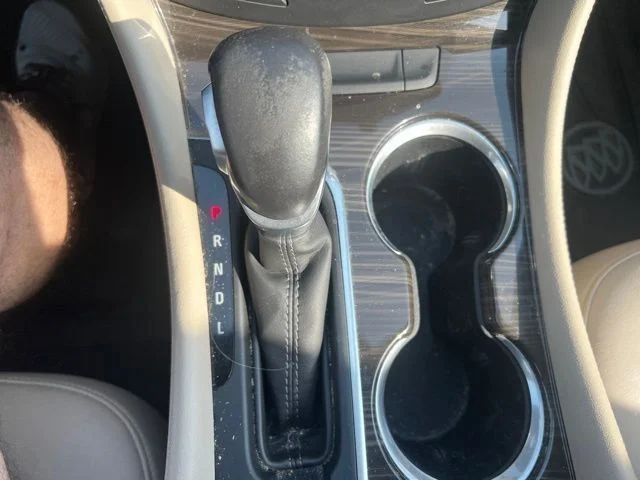 Used 2019 Brown Buick Essence image 37