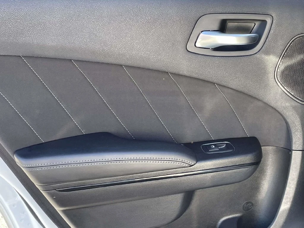 Used 2021 White Dodge SXT image 20