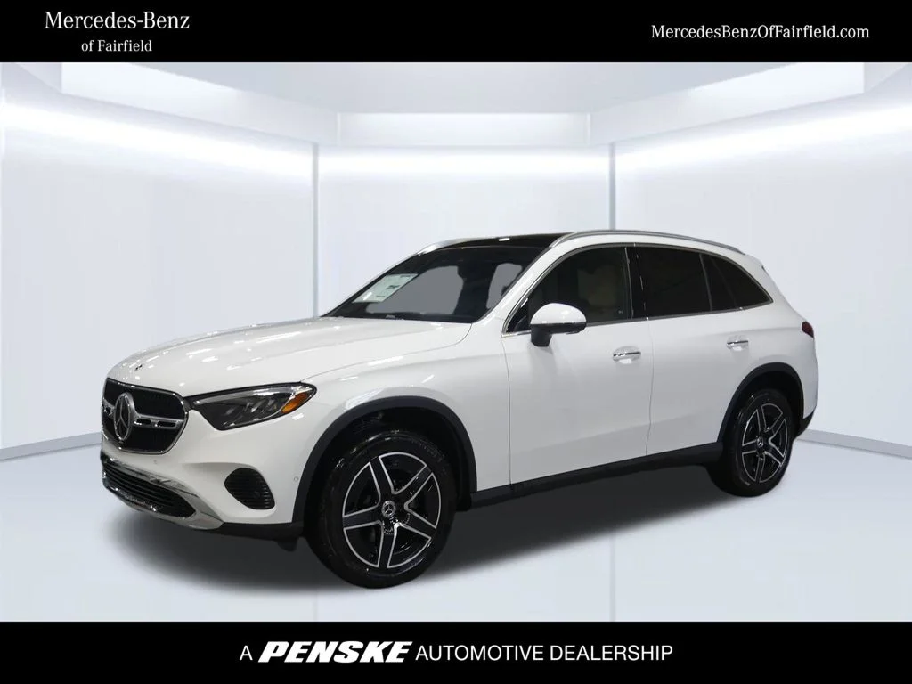 New 2026 Polar White Mercedes-Benz GLC 300 image 1
