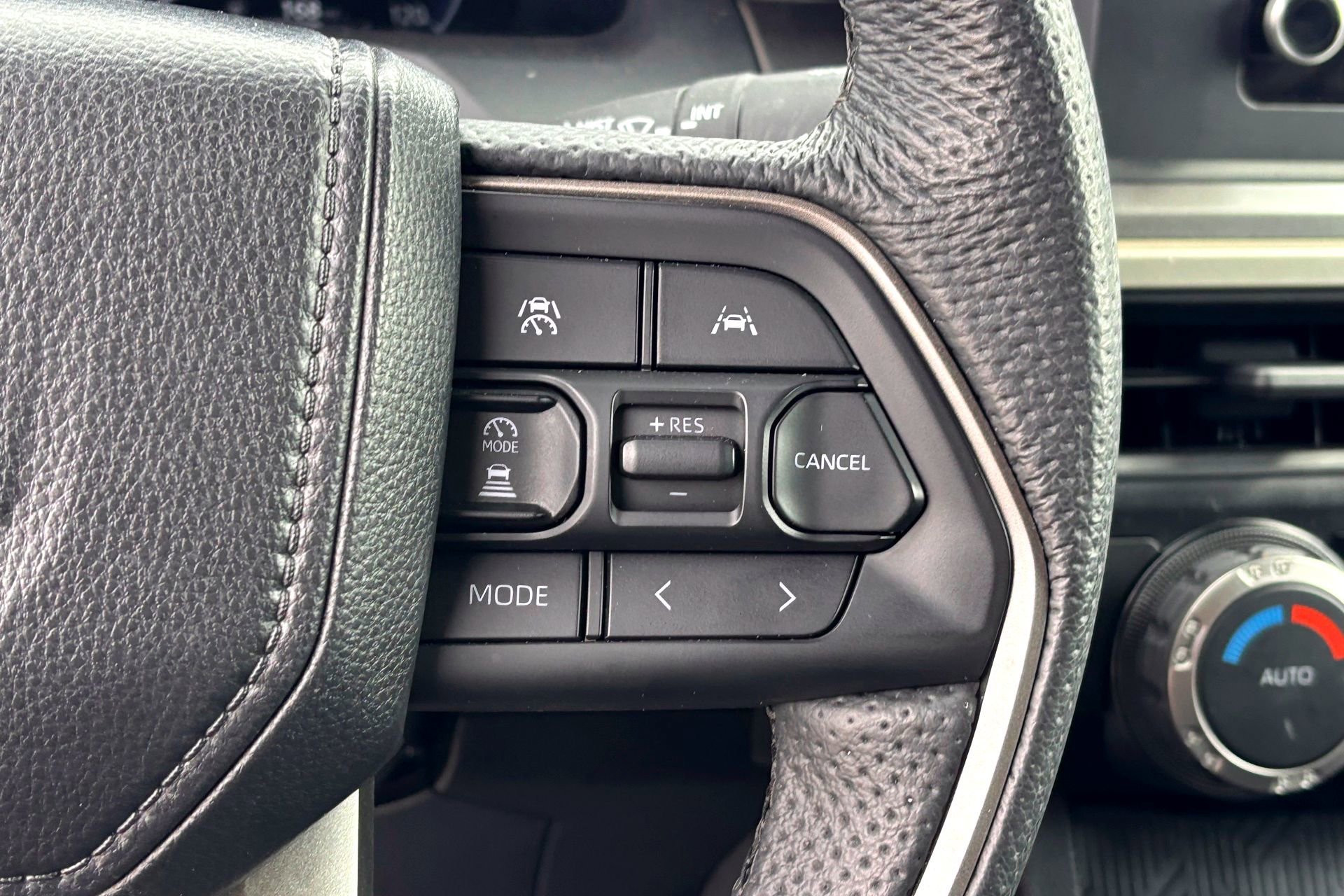 2024 Toyota Tacoma TRD Sport - Photo 14