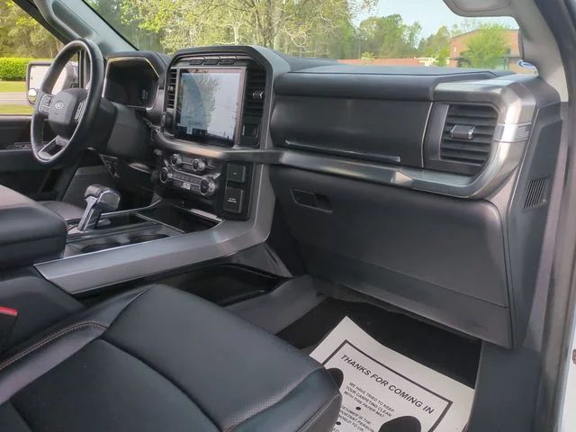 Used 2022 White Ford Lariat image 35
