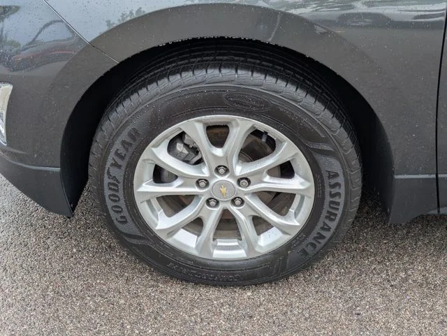 Used 2018 Gray Chevrolet LT image 9