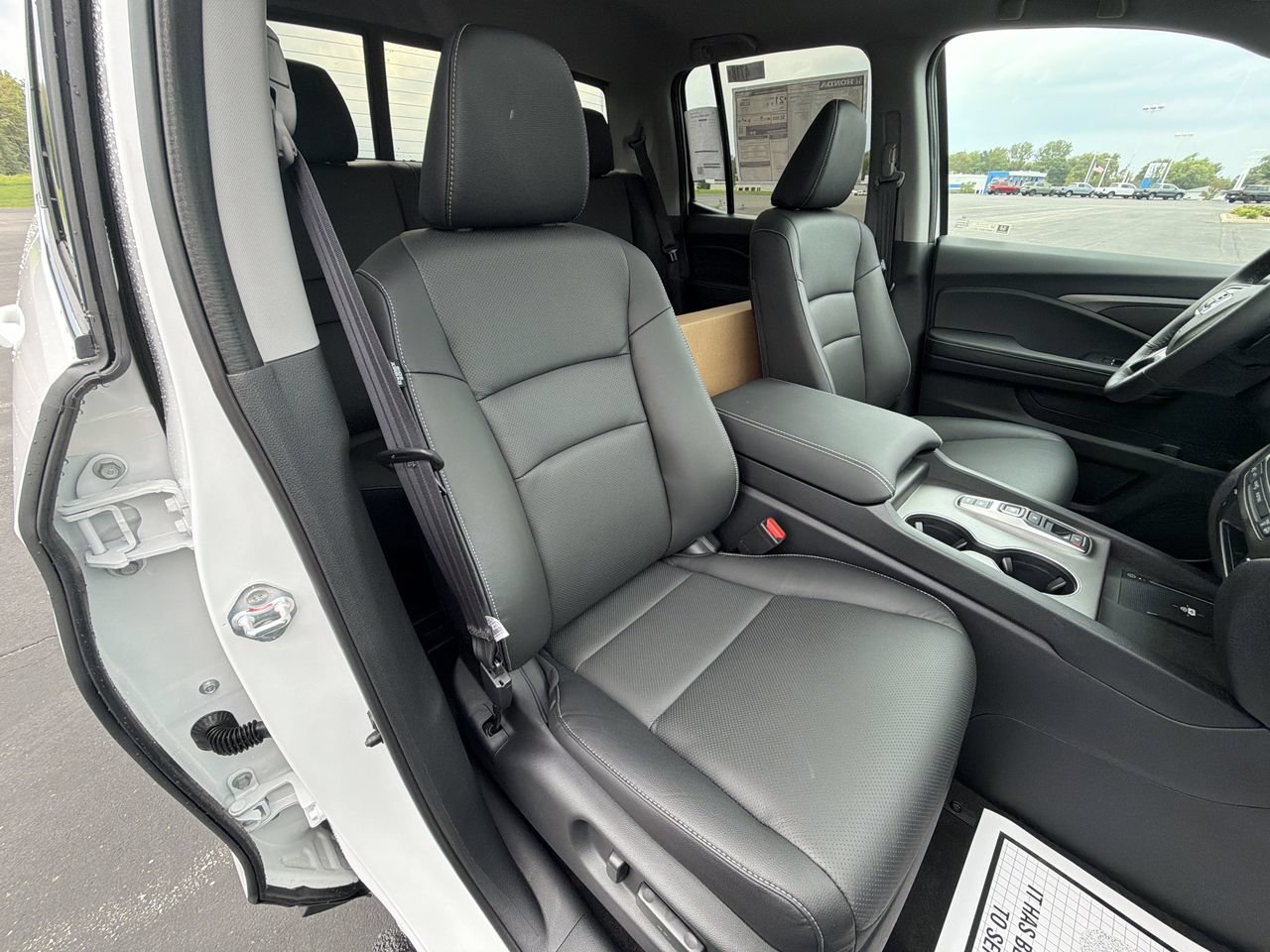 New 2026 Platinum White Pearl Honda RTL AWD image 27