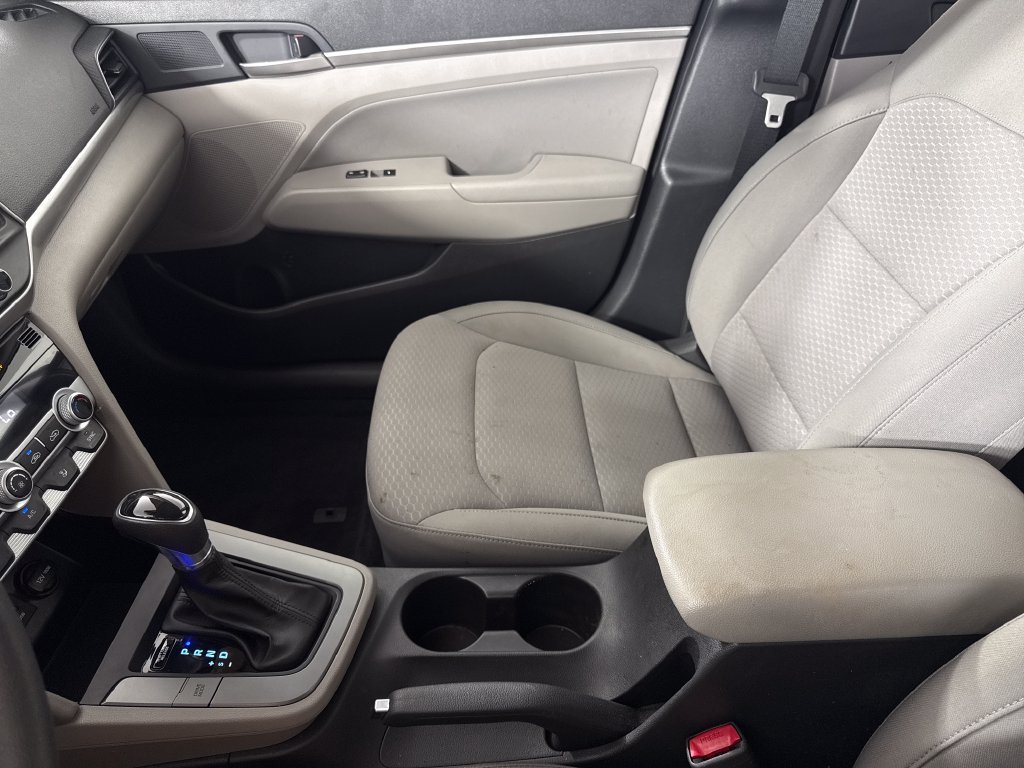 Used 2020 Black Hyundai SEL image 20