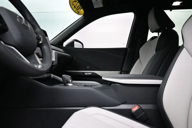 Used 2025 Beige Lexus 350 F SPORT Handling image 16
