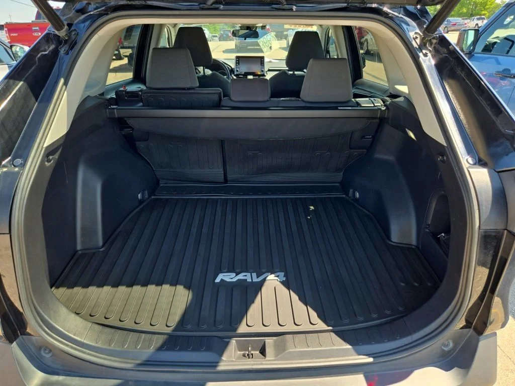 Certified Used 2022 Black Toyota XLE image 15
