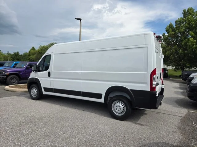 New 2026 Bright White Clear-Coat Exterior Paint RAM High Roof image 4