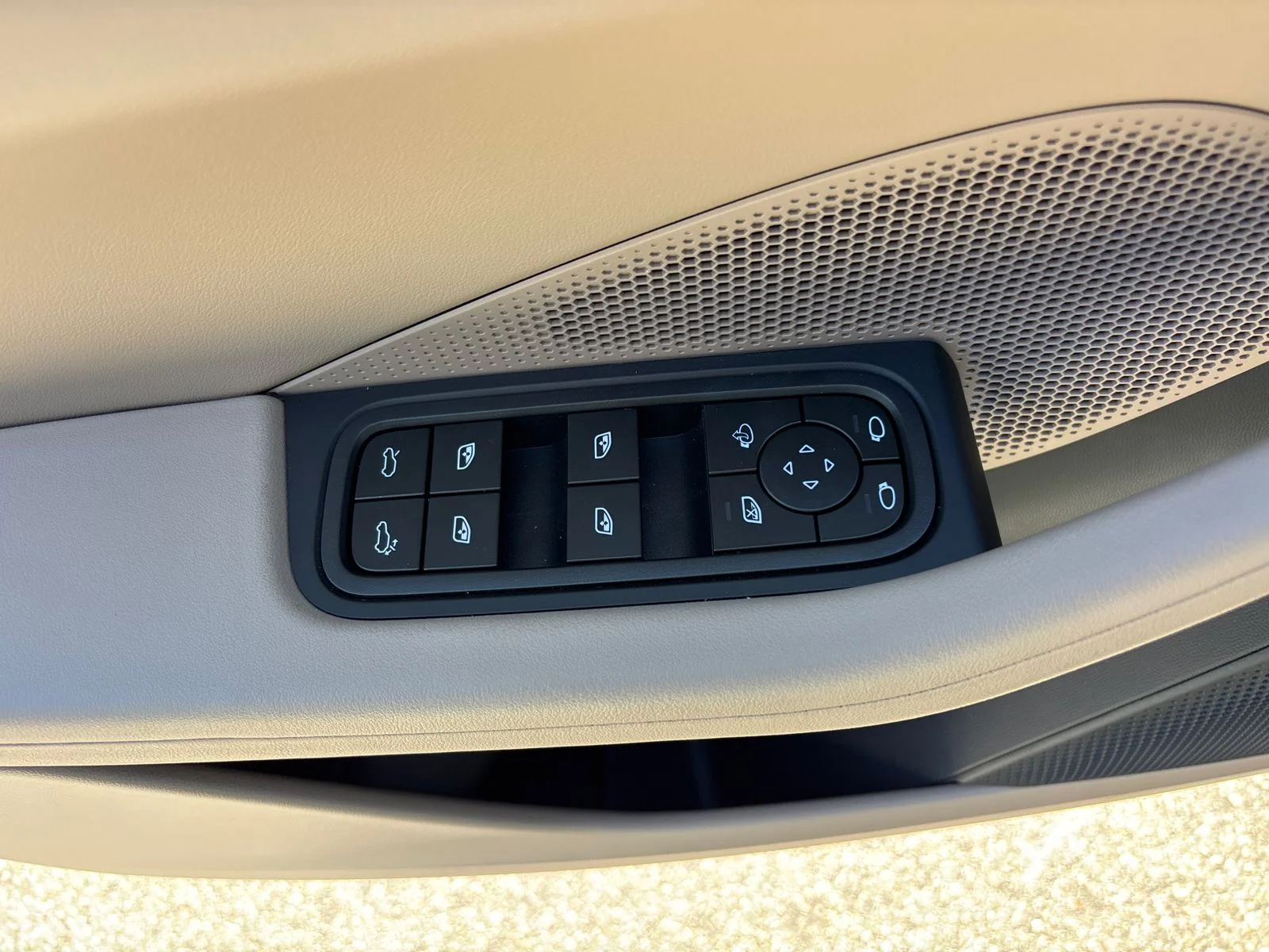 Used 2025 Black Porsche  image 19
