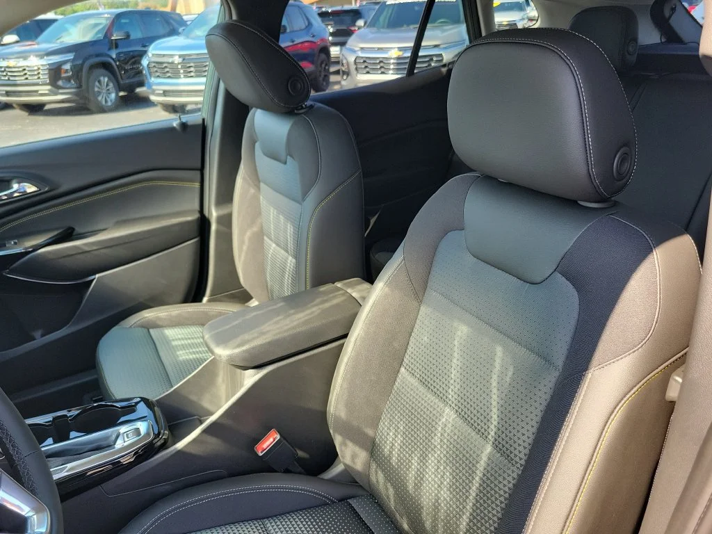 New 2026 Cypress Gray Chevrolet LT image 5
