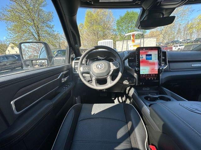 2025 RAM 2500 Laramie - Photo 15