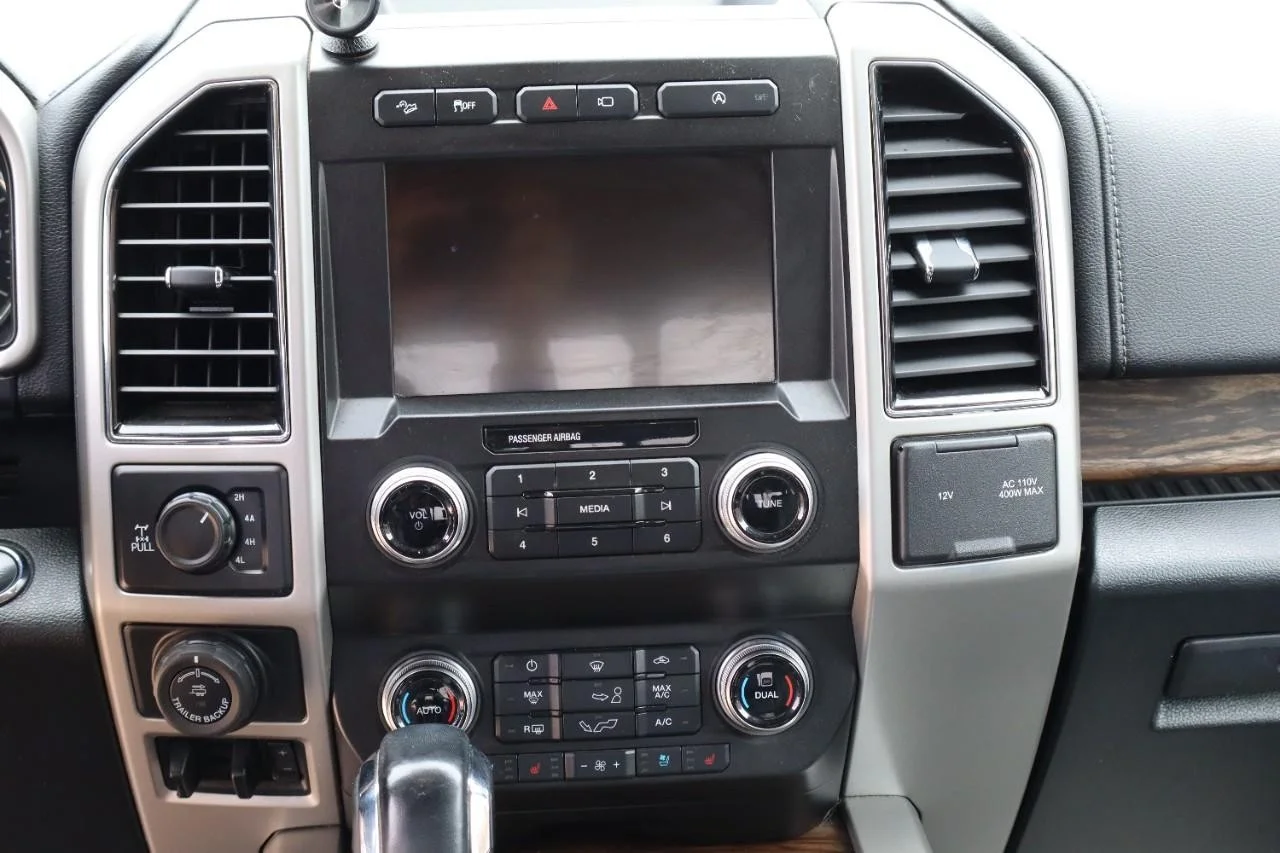 2020 Ford F-150 Lariat - Photo 14