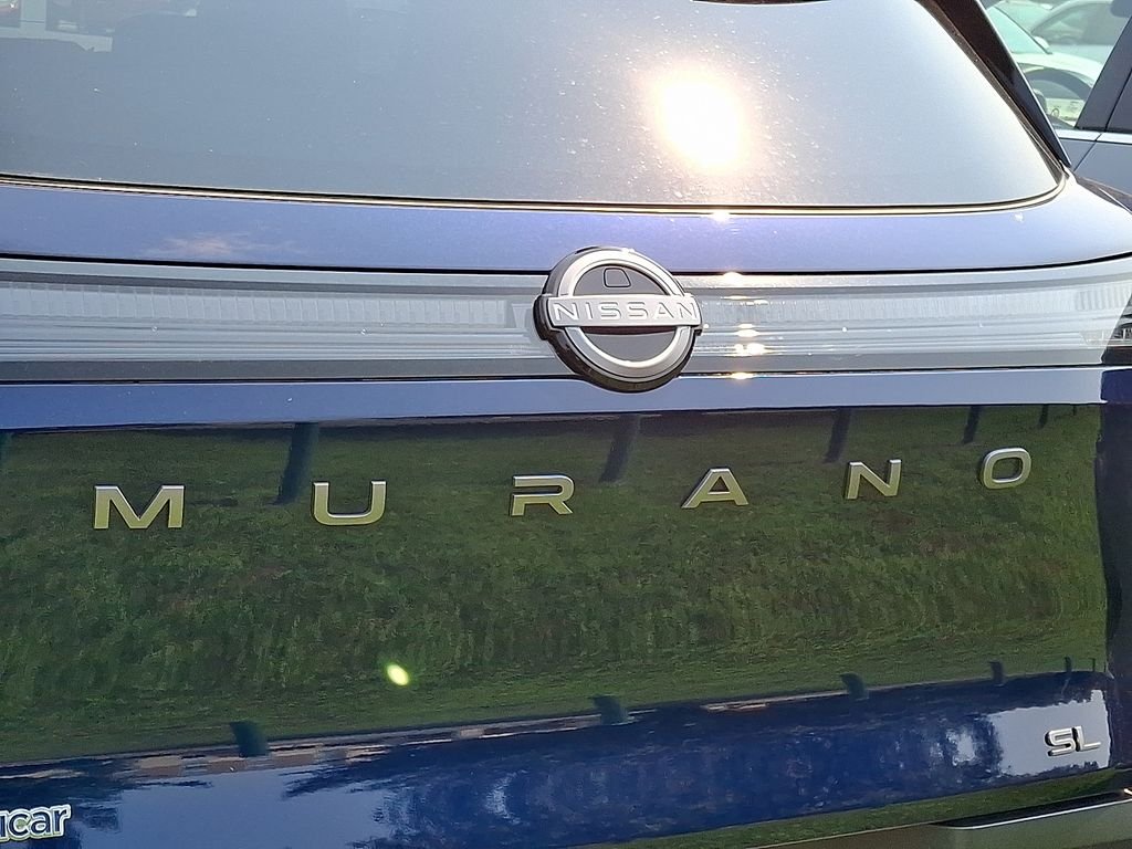 Used 2025 Blue Nissan SL image 8