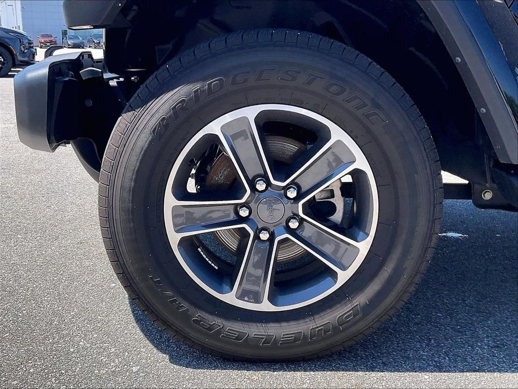 Used 2023 Black Clearcoat Jeep Sahara image 7