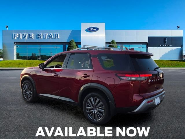Used 2024 Scarlet Ember Nissan SL image 5